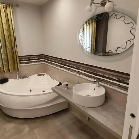 Apartment Tra Terra E Mare 1