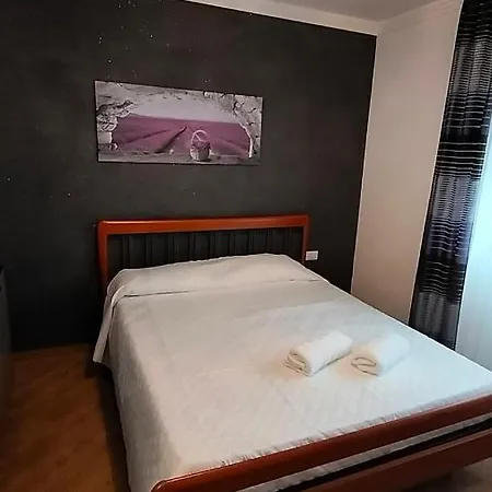 Tra Terra E Mare 1 Apartment